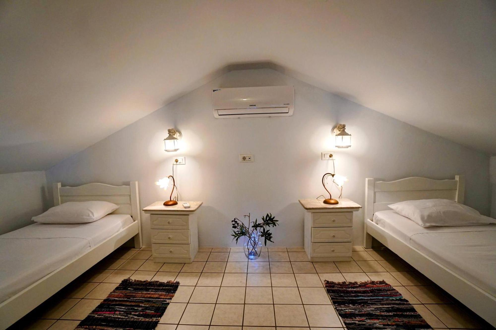 Ferienwohnung Petalo House Symi Exterior foto